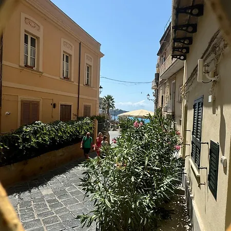 Mare Fuori Lägenhet