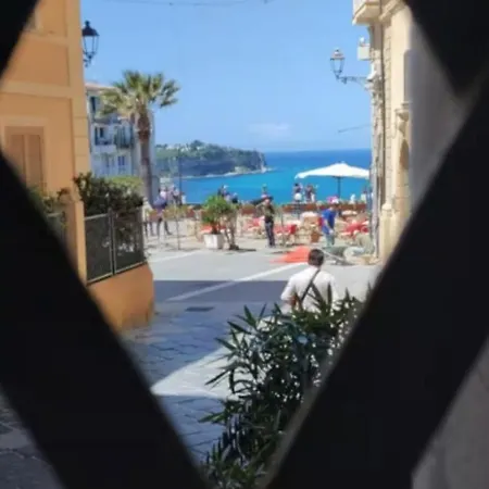 Mare Fuori טרופאה