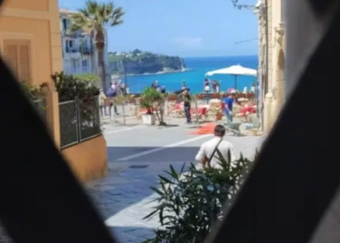 Mare Fuori טרופאה